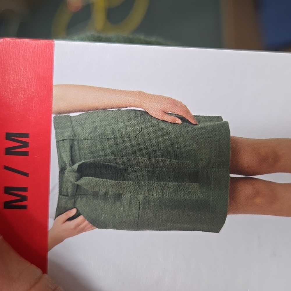 Kersh Size M Green Utility Skirt With Belt - Picture 8 of 9